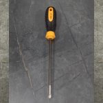 SHE-K Magnetic Hardened Screwdriver 5*150mm +