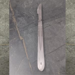 Surgical knife with #23 blade for mobile use