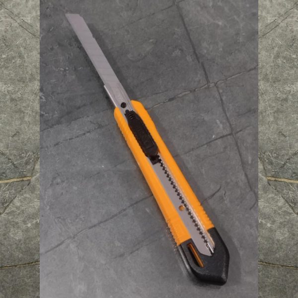 INGCO HKNS110915 Snap-Off Blade Knife 80mm