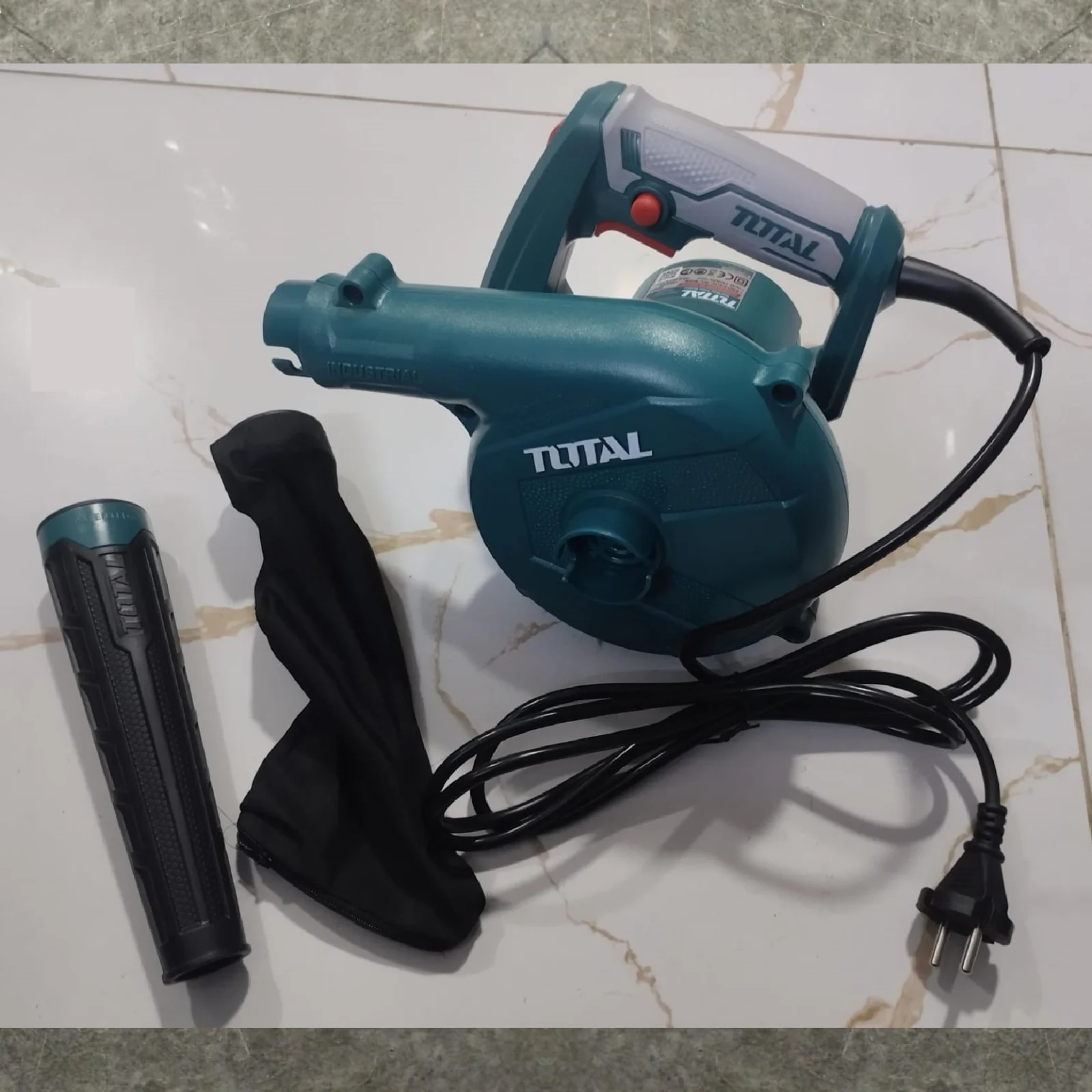 TOTAL TB2066 Aspirator Blower 600W